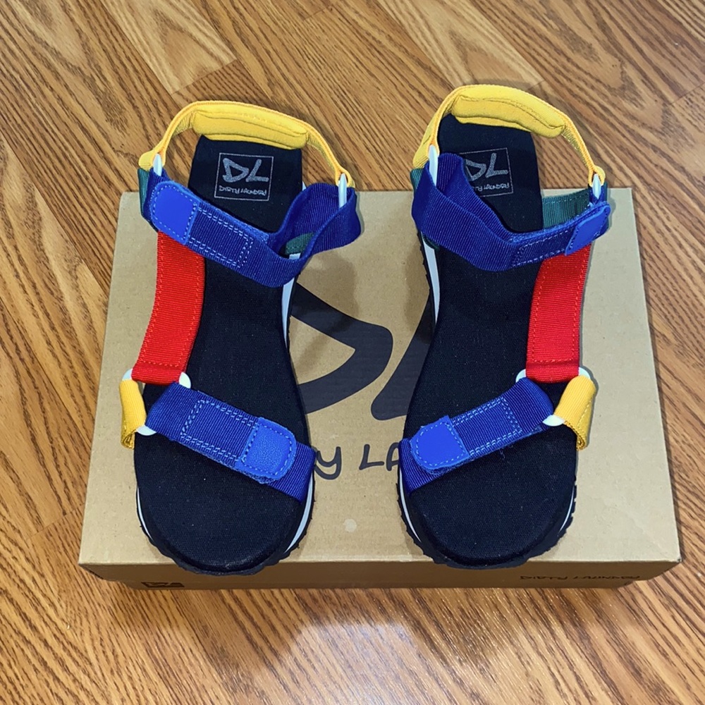 Dirty Laundry Sandles
